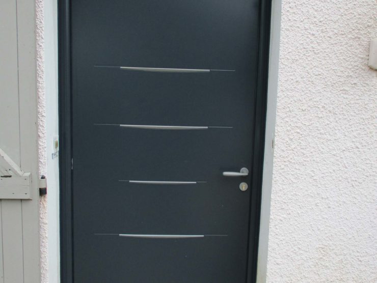 Boutique_Menuisier_Porte_Aluminium_Cintree